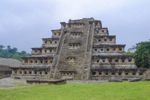 Ciudad Prehispánica El Tajín - Instituto Regional del Patrimonio Mundial en Zacatecas